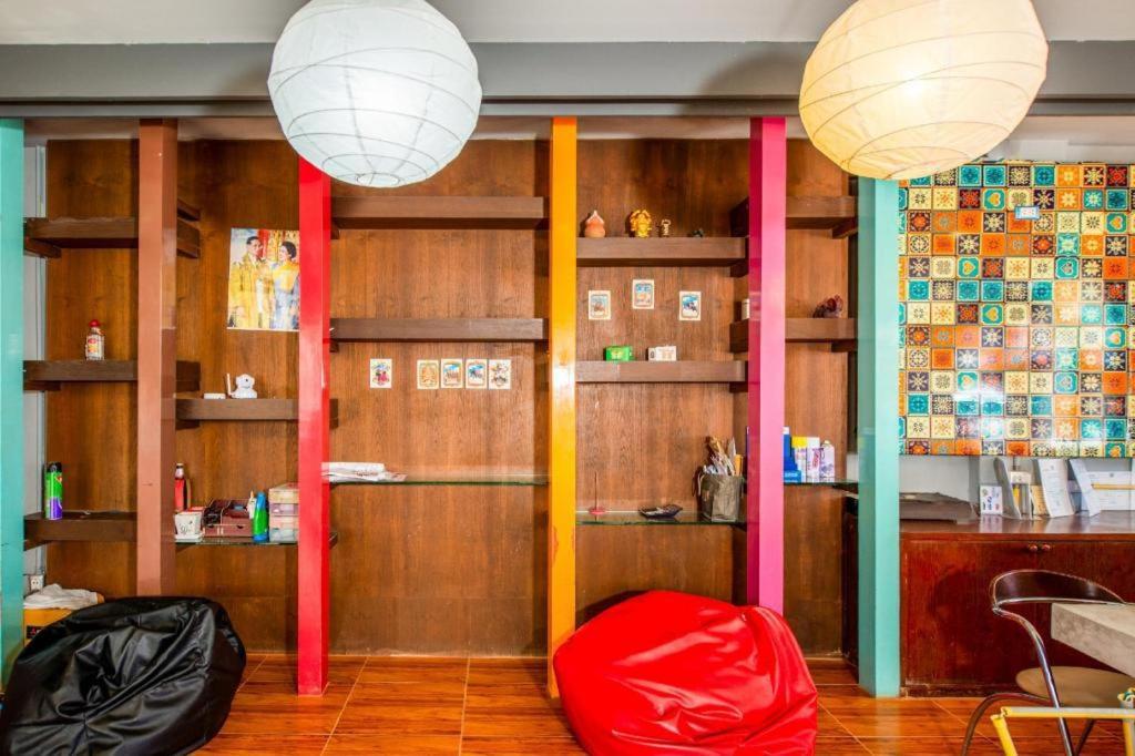 Oyo 292 The Oddy Hip Hotel Patong Extérieur photo